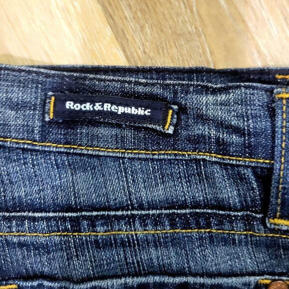 Rock & Republic Jeans in Color Dark Trick Size 26 Flare Leg - Picture 4 of 8